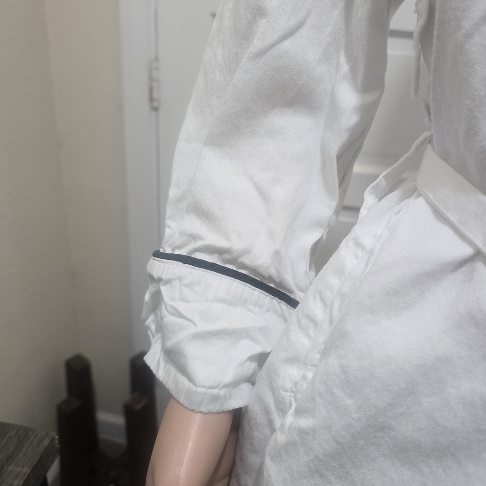 Pottery Barn White Robe with Black Accents - Picture 6 of 6